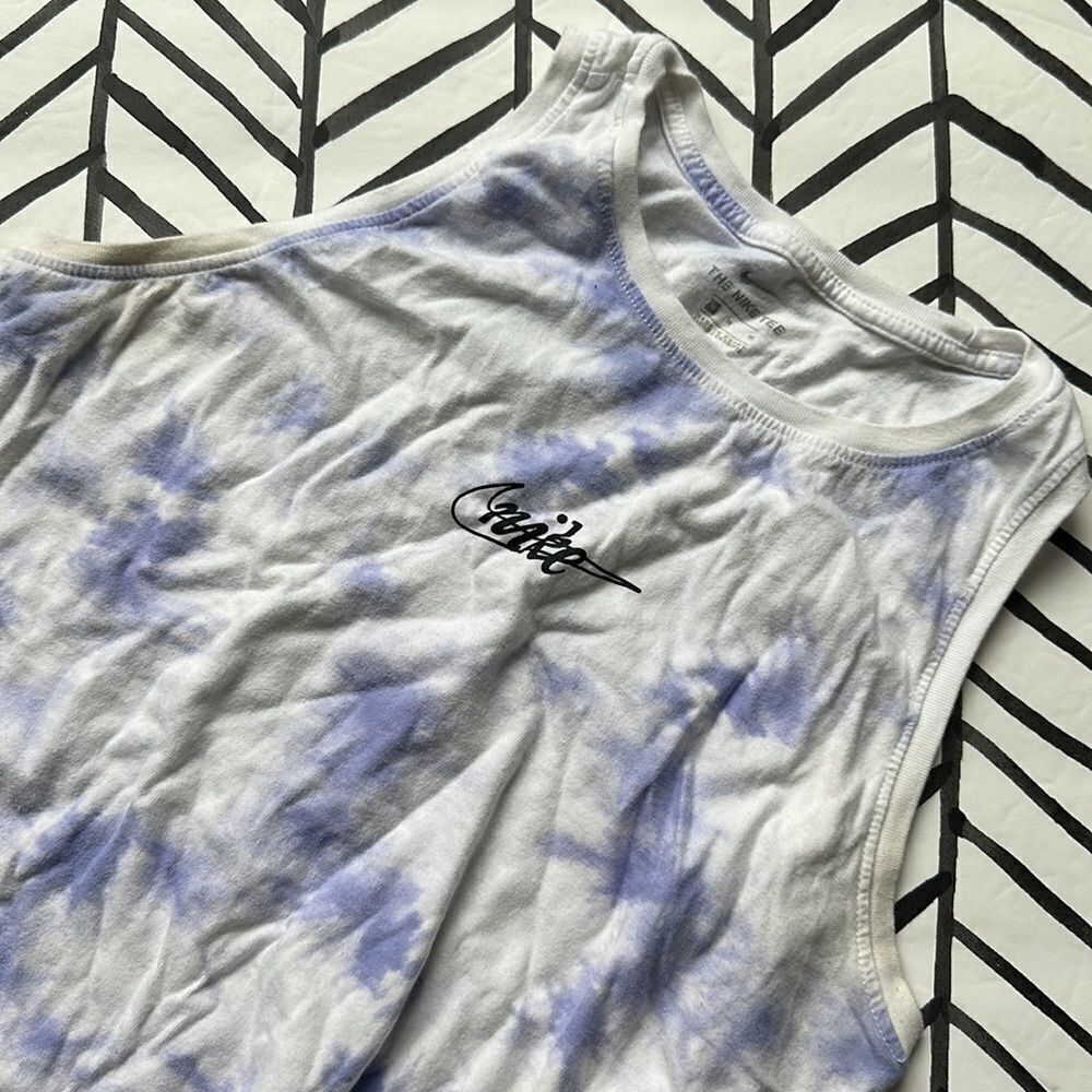 Nike Size M Purple and White Tie Dye Racerback Tank Top